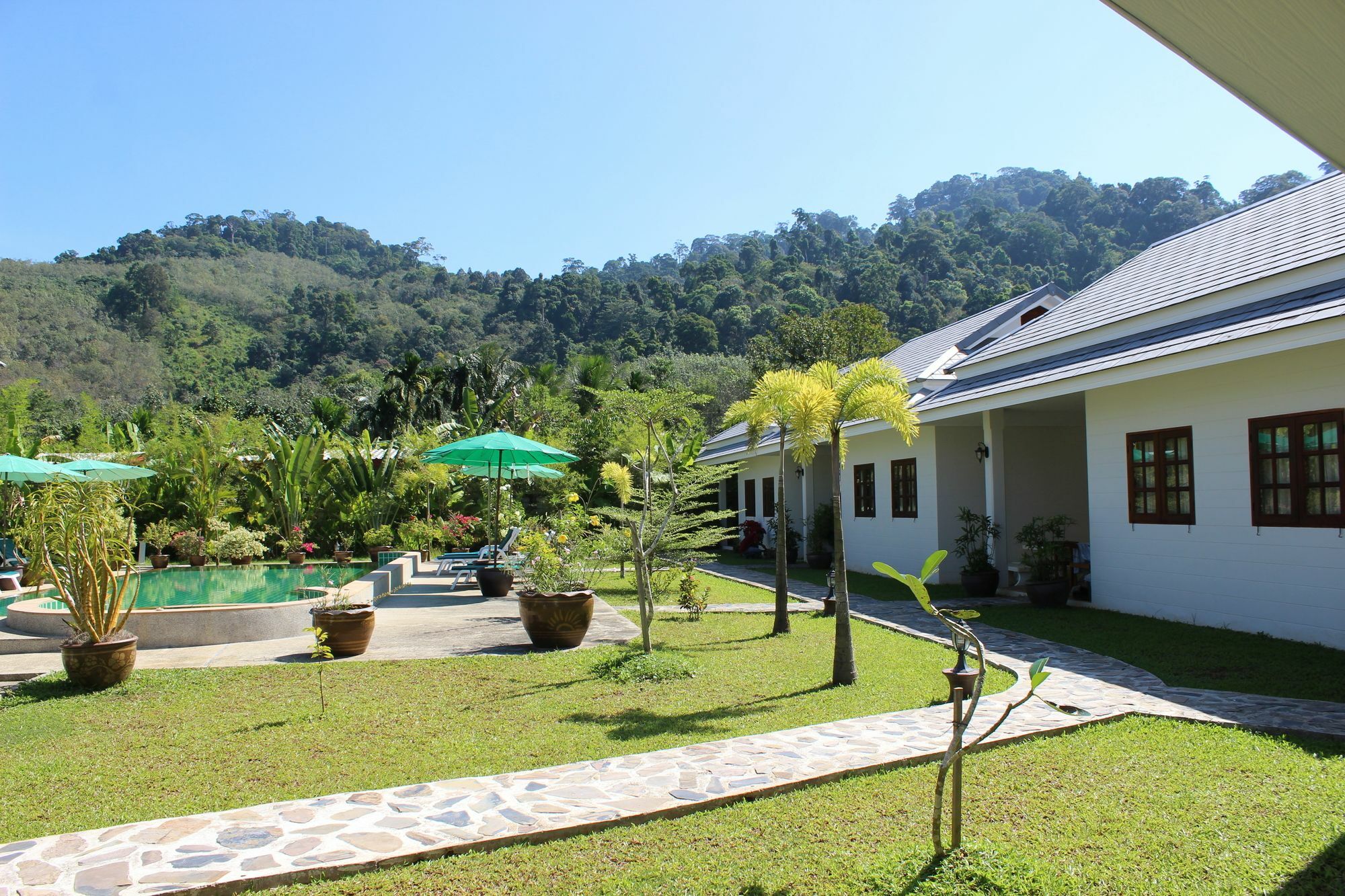 Villa Colina Khao Lak Rooms And Bungalows - Adults Only Exterior photo